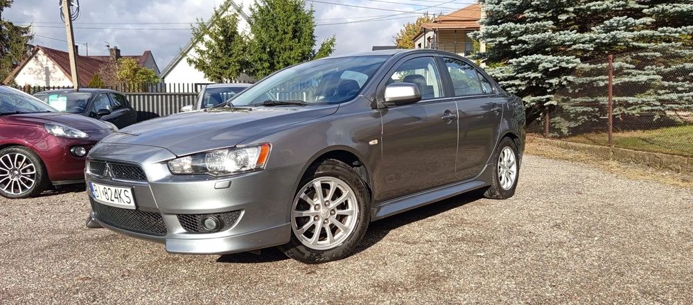 Mitsubishi Lancer Bogate wyposażenie Bezwypadkowy Stan Bdb