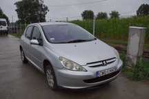 Auto na części - Peugeot 307 Lift 1.4 8V 75 KM TU3 20CQ15 EZR 2004R Silnik Skrzynia Drzwi Lusterko Szyba Maska Lampa Klapa Deska Kokpit Sterownik Moduł Licznik