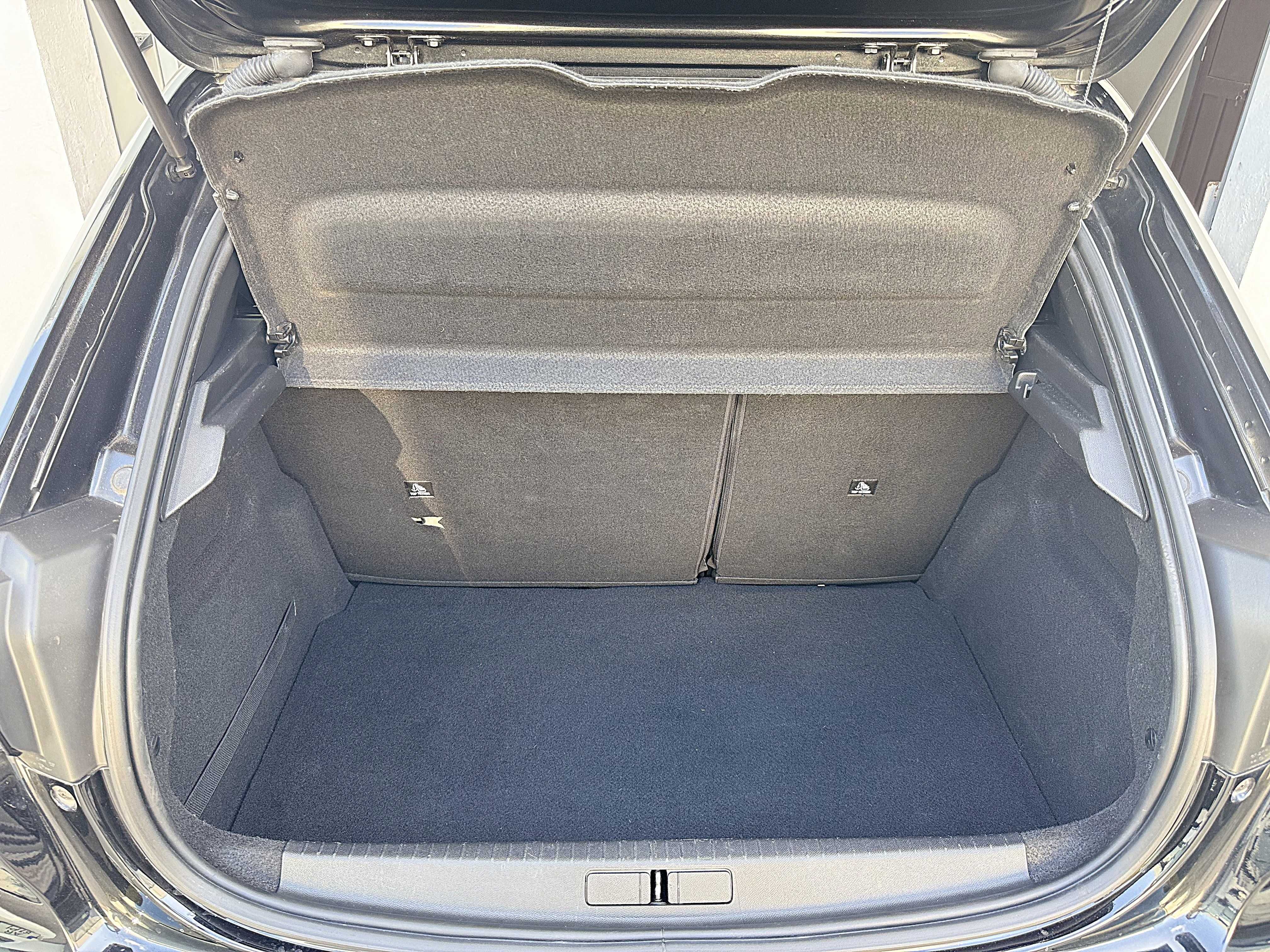 Peugeot 208 1.2 PureTech C/Novo