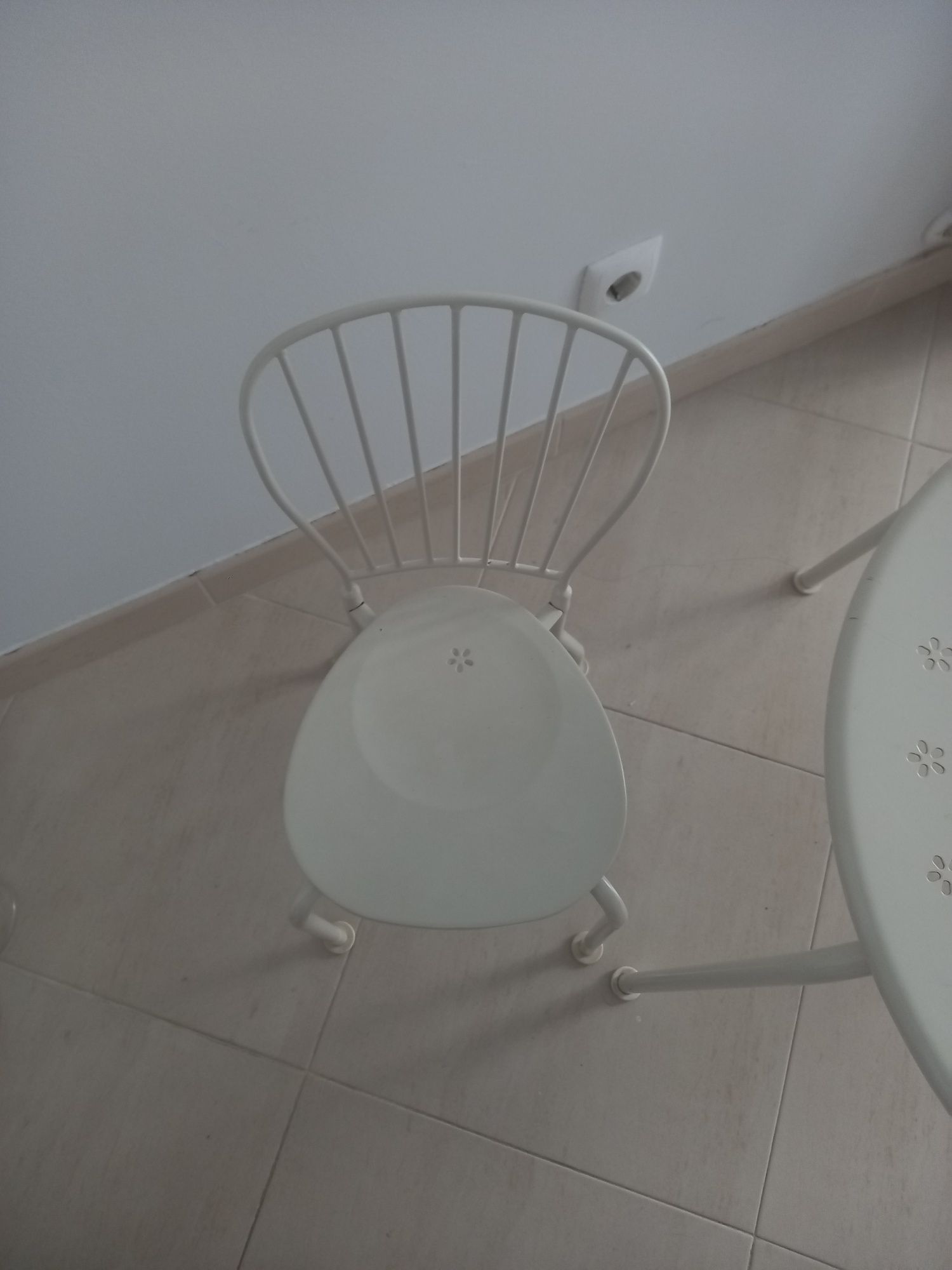 Mesa e cadeira criança  IKEA