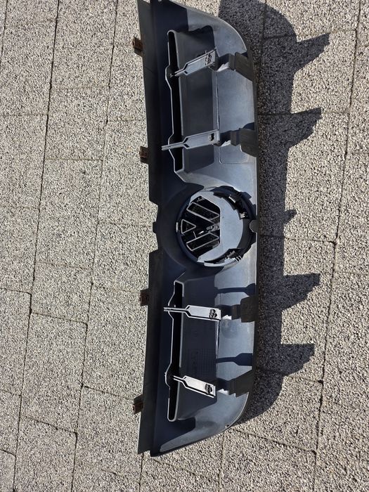 Gril atrapa zderzaka vw polo