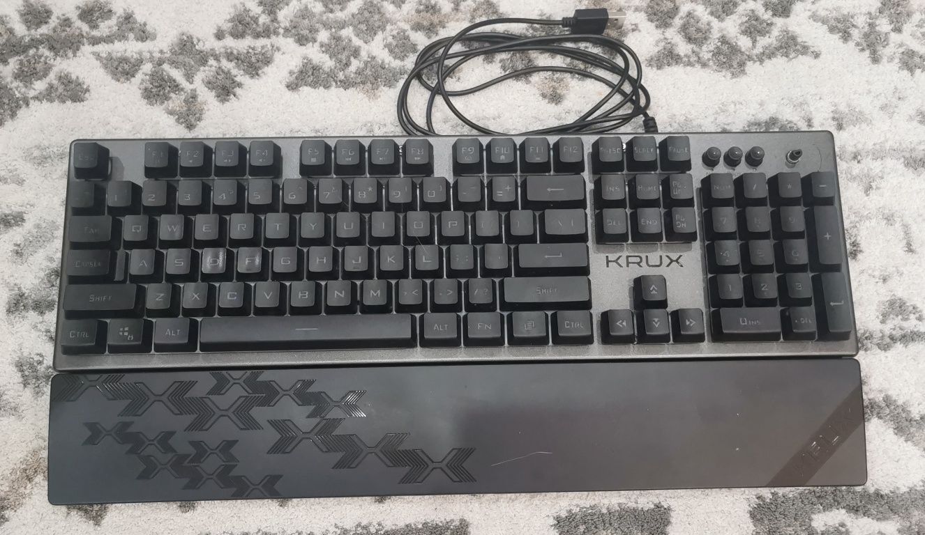 Klawiatura gamingowa Krux Frost RGB