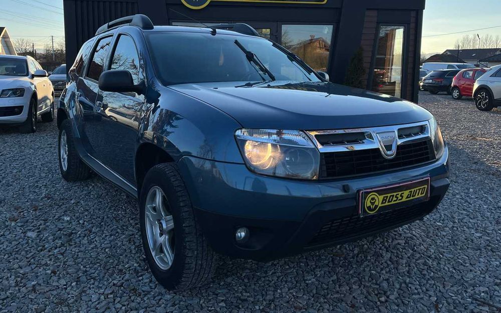 Dacia Duster 2011