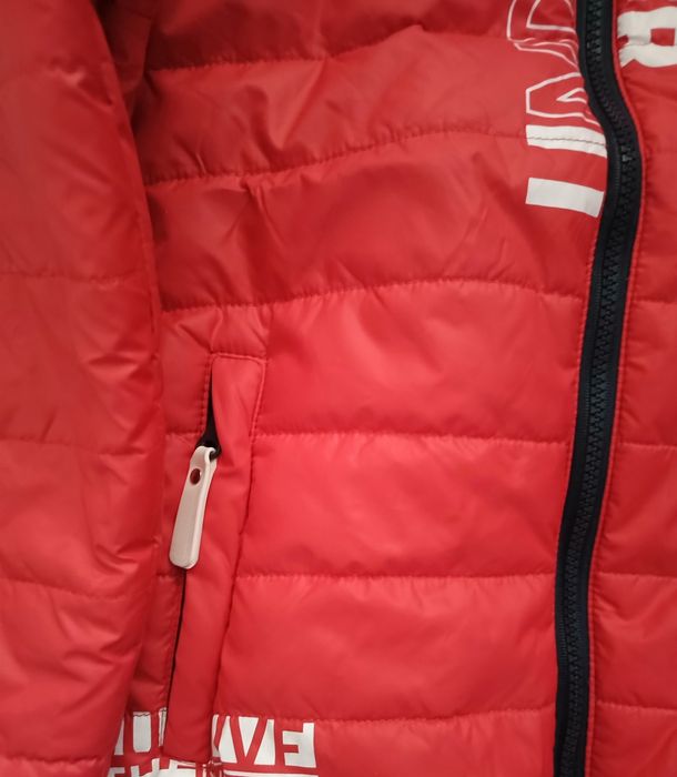 Kurtka jesienna chłopięca z chowanym kapturem