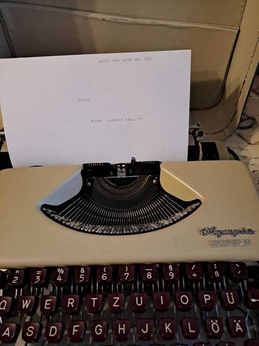 Печатная дорожная машинка Olimpia SPLENDID 33