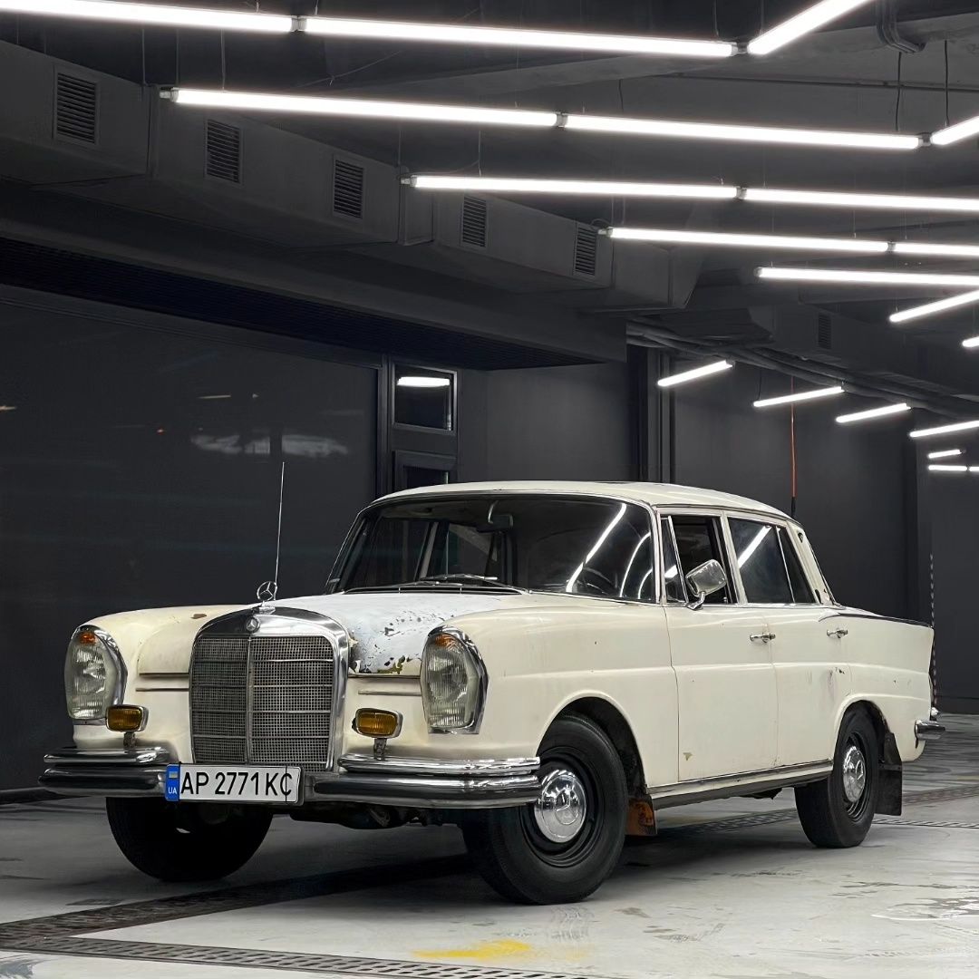 Продам Mercedes Benz w111