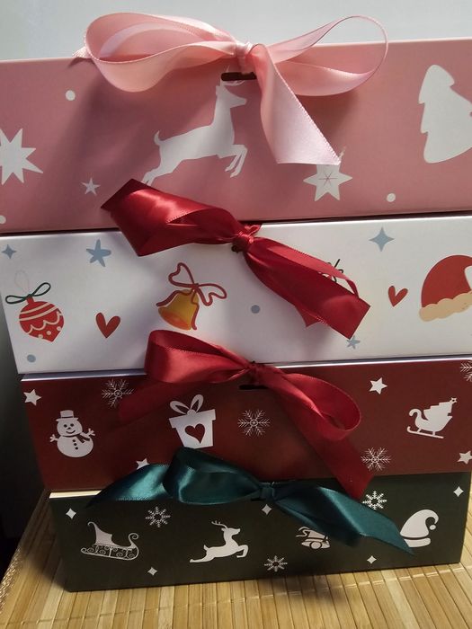 Box prezentowy z maskotka