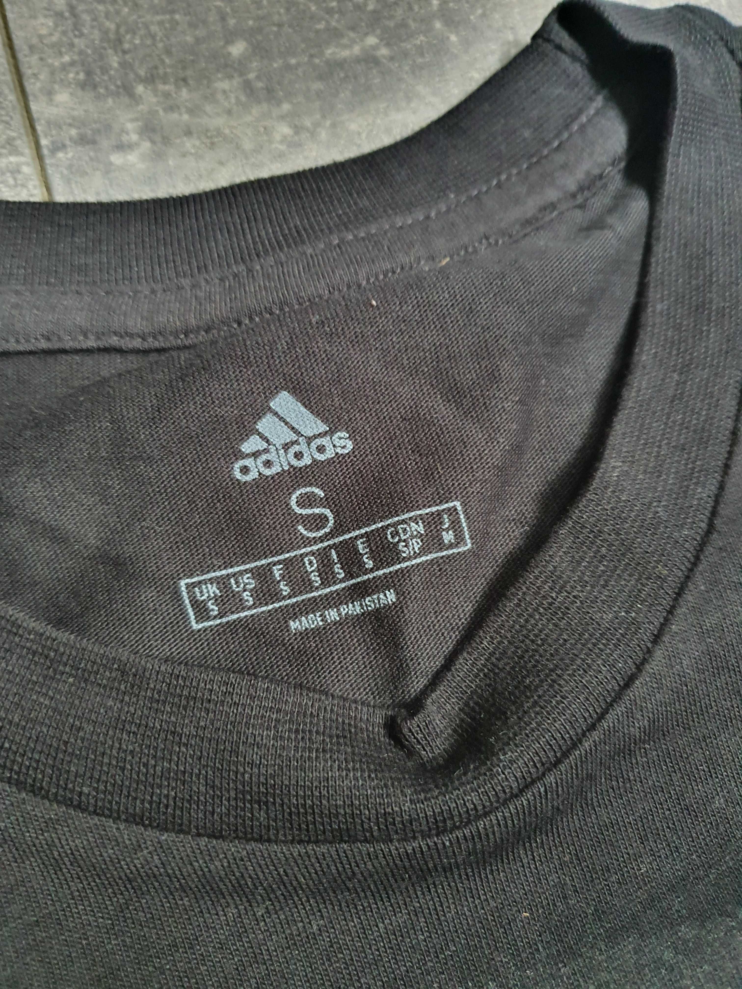 Чоловіча футболка adidas gk9120, S