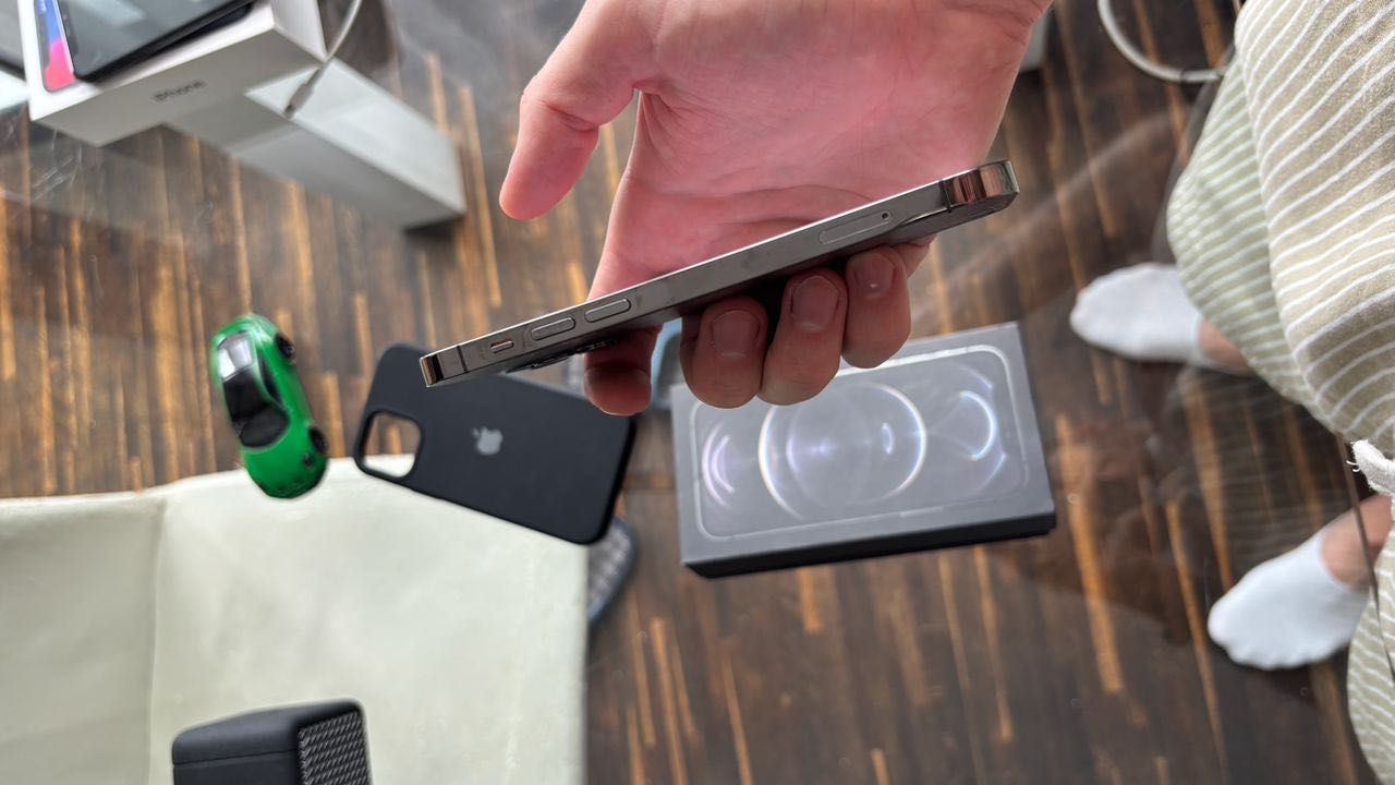 iPhone 12 Pro 256GB  Face ID działa  Wszystko sprawne  Szary