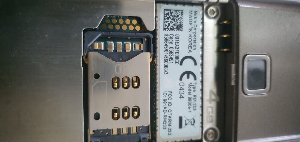 NOKIA 8800 e - 1  Type: RM - 23 3