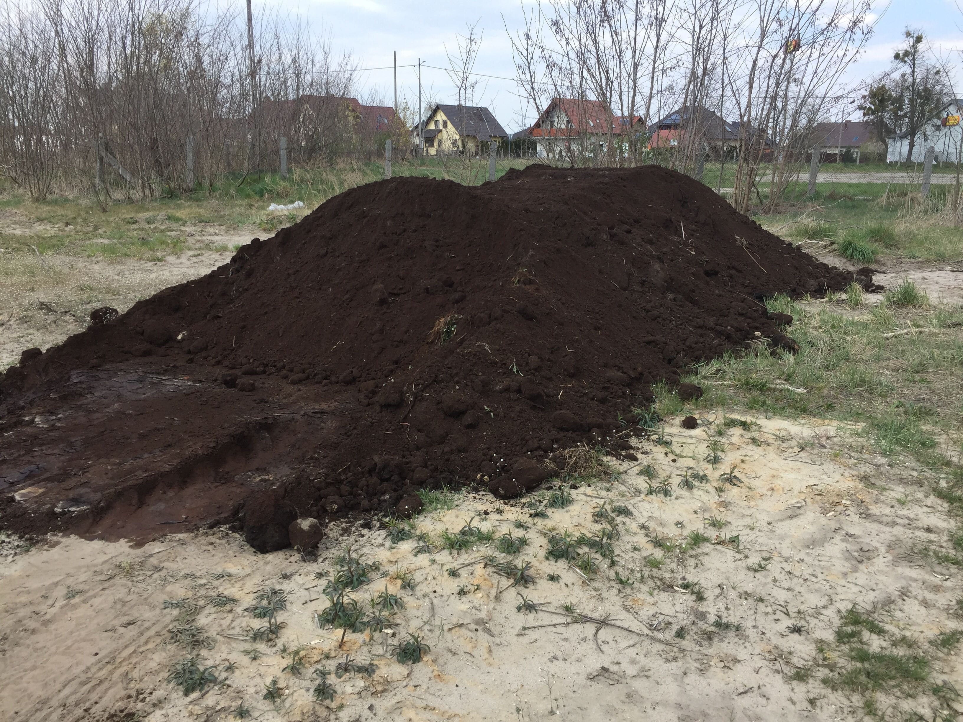 czarnoziem Torf ziemia piach  jelcz olawa brzeg strzelin