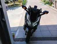Moto HONDA Forza 300