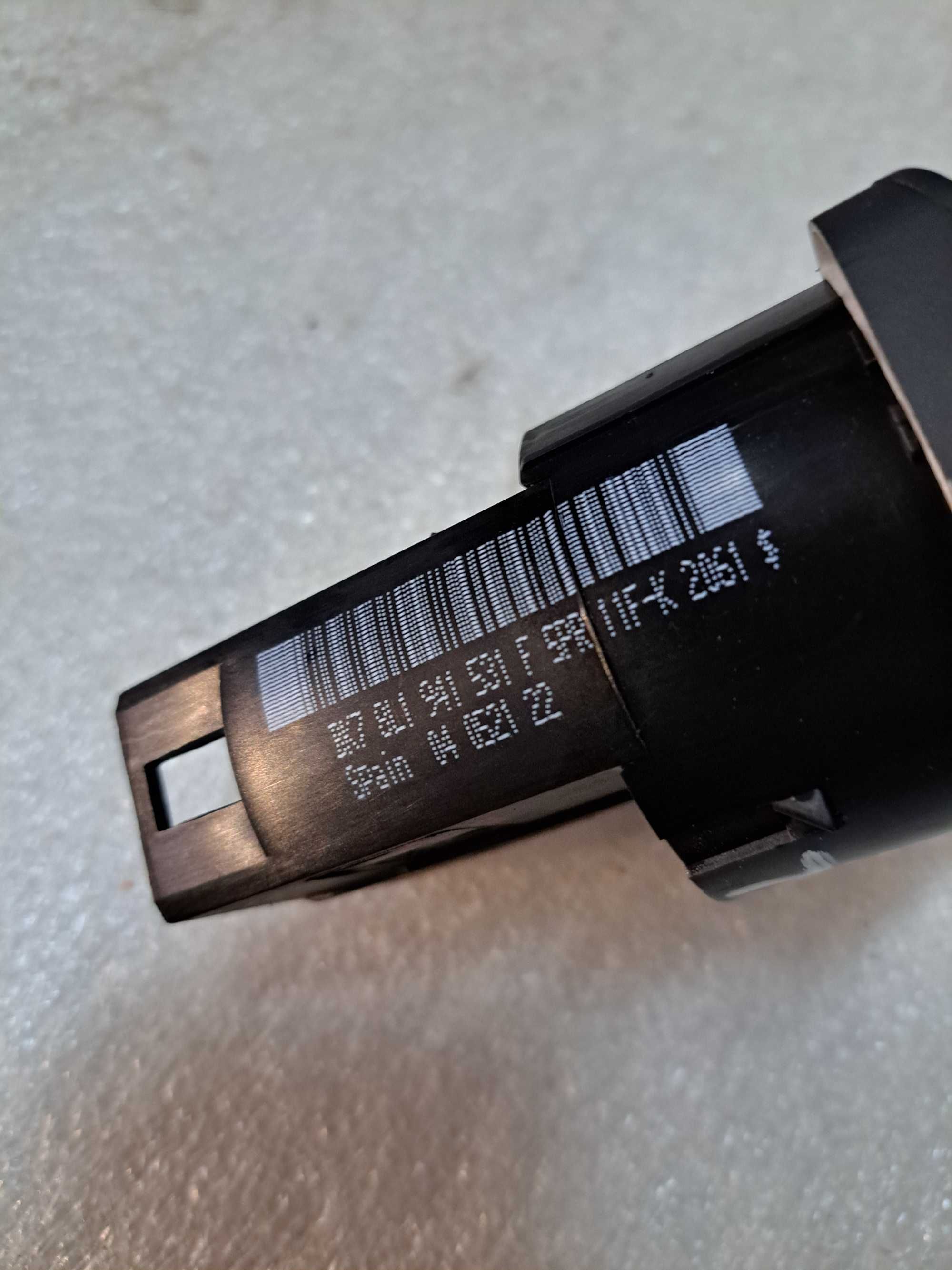 Włącznik świateł Audi A3 8L -531F