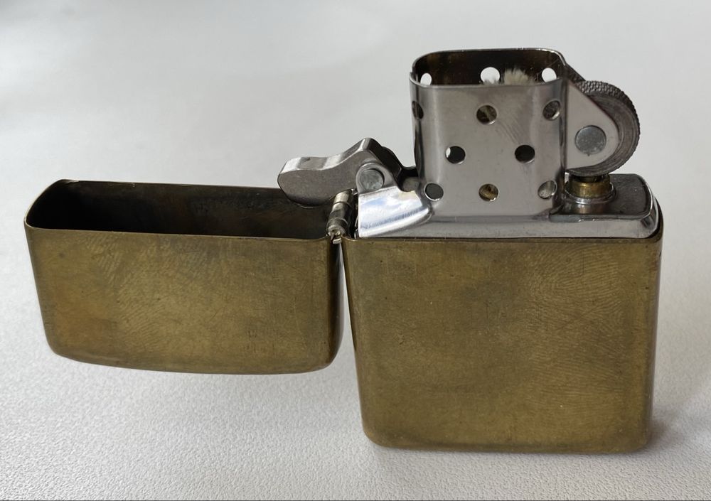Зажигалки ZIPPO.