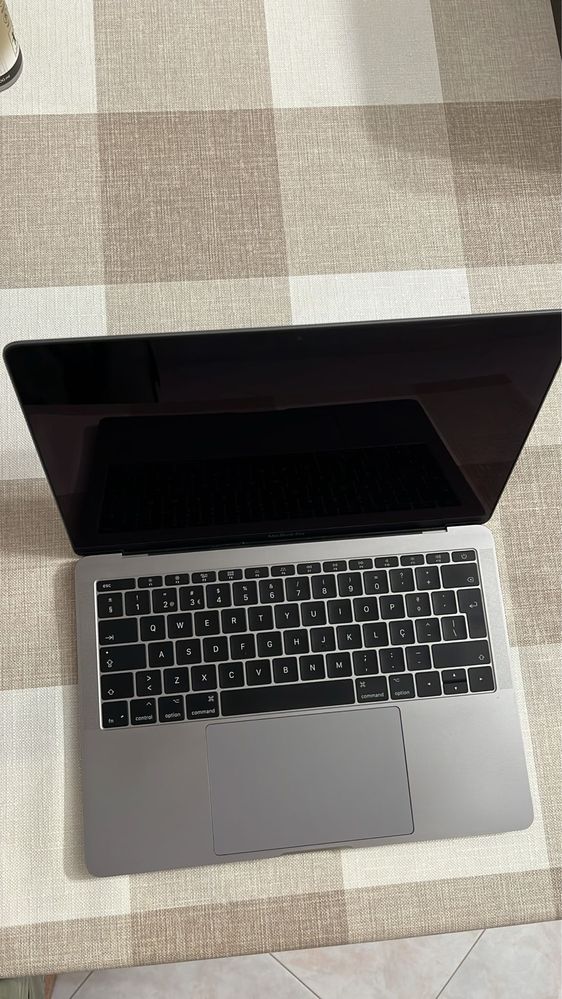 Apple MacBook Pro 13 2017