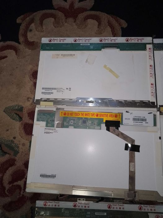 Продаются экраны для ноутбук разных размеров