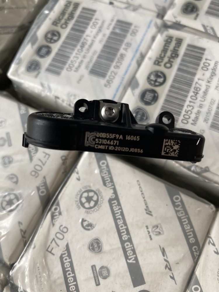 Nowe czujniki czujnik cisnienia tpms fiat freemont 500x 500 oryginalne