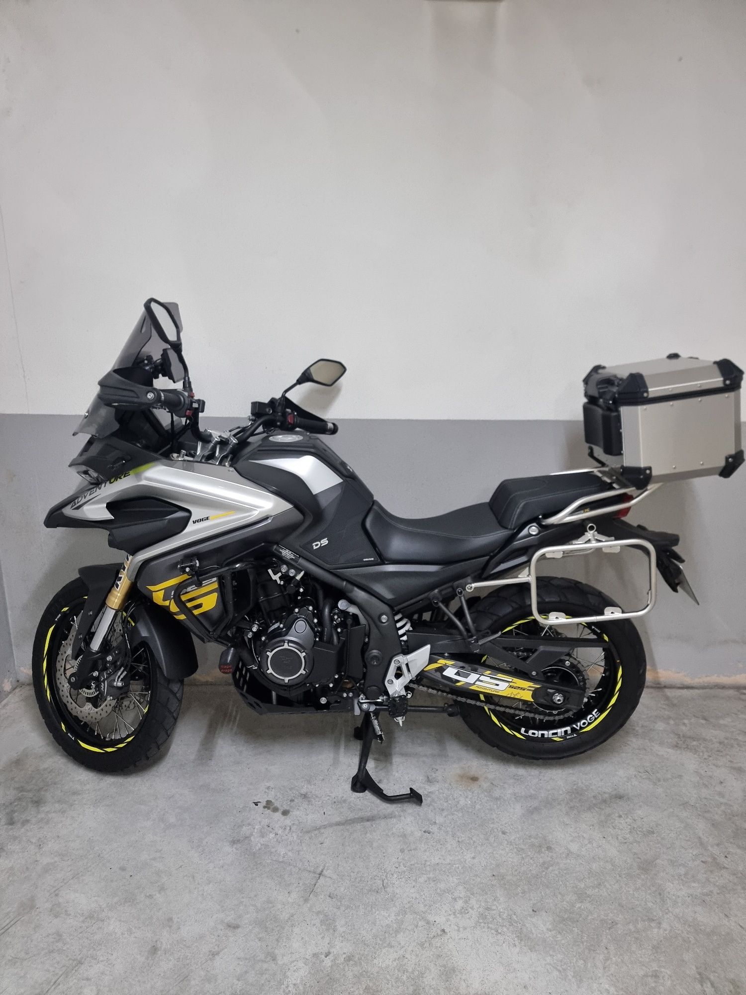 VOGE 525DSX c/extras