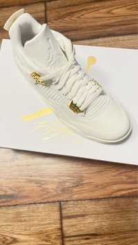 Jordan 4 metalic gold