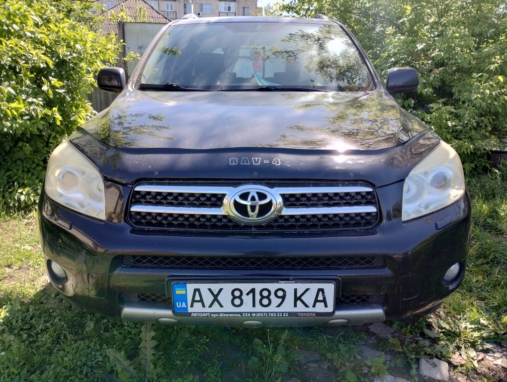 Продам Toyota RAV 4