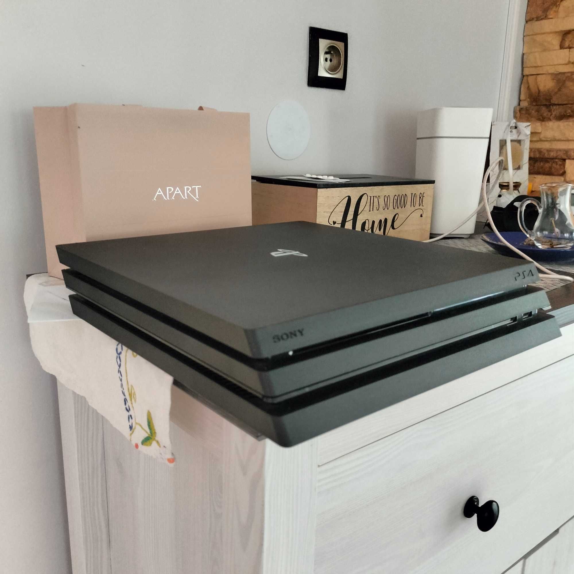 SONY Playstation 4 PRO 1TB