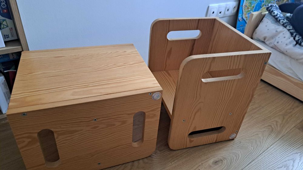 2x Krzesełka rosnace Montessori