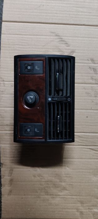 Audi A8 D2 Podgrzewanie kanapy nawiew panel tylny zapalniczka