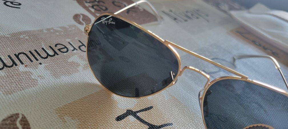 Óculos Ray Ban Aviator pretos