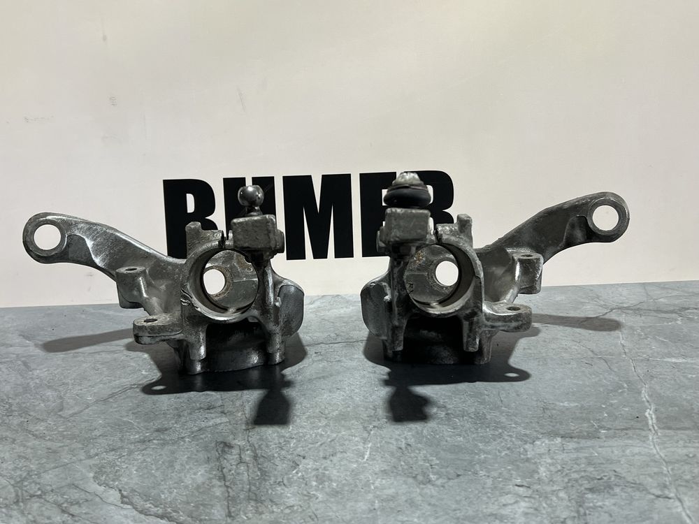 Поворотний Кулак Передній БМВ Е39 М62 V8 3.5 4.4 Цапфа Права Ліва BMW