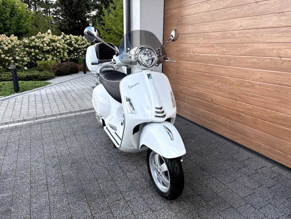 Piekna Vespa GTS 125 iget ++ 2019r ++ 3000km ++ ABS++ Jak NOWA++ Kat.B