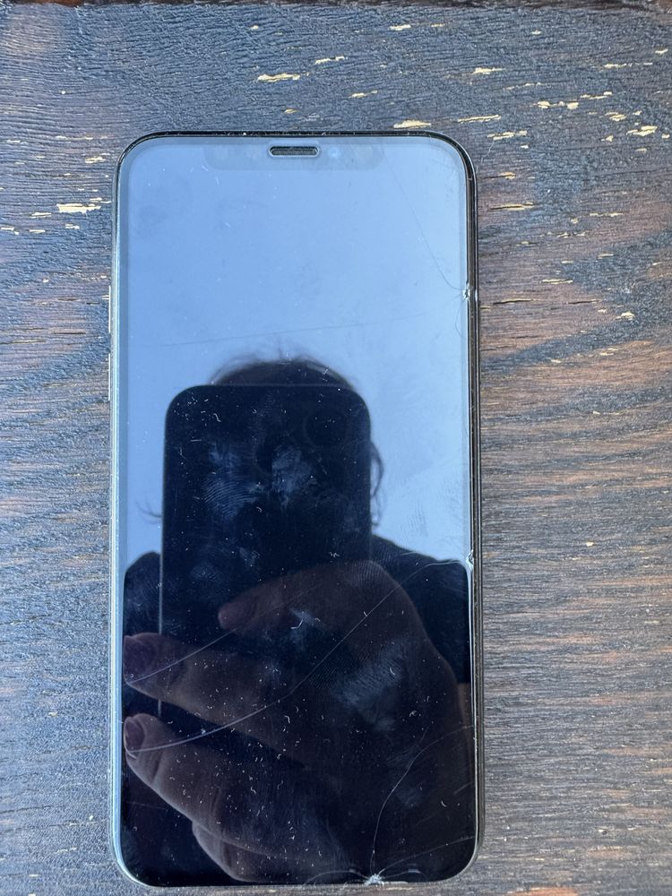 Iphone X 64 gb гарному стані