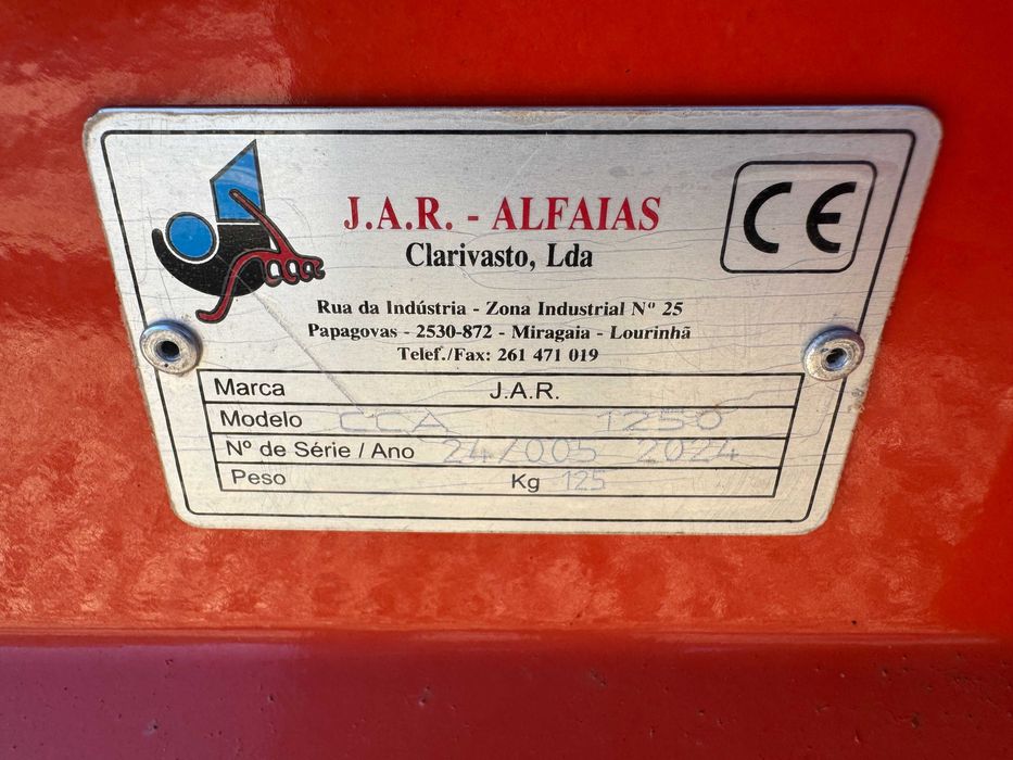 Caixa de Carga Agrícola 3º Ponto Basculante - CCA 125 - J.A.R. ALFAIAS