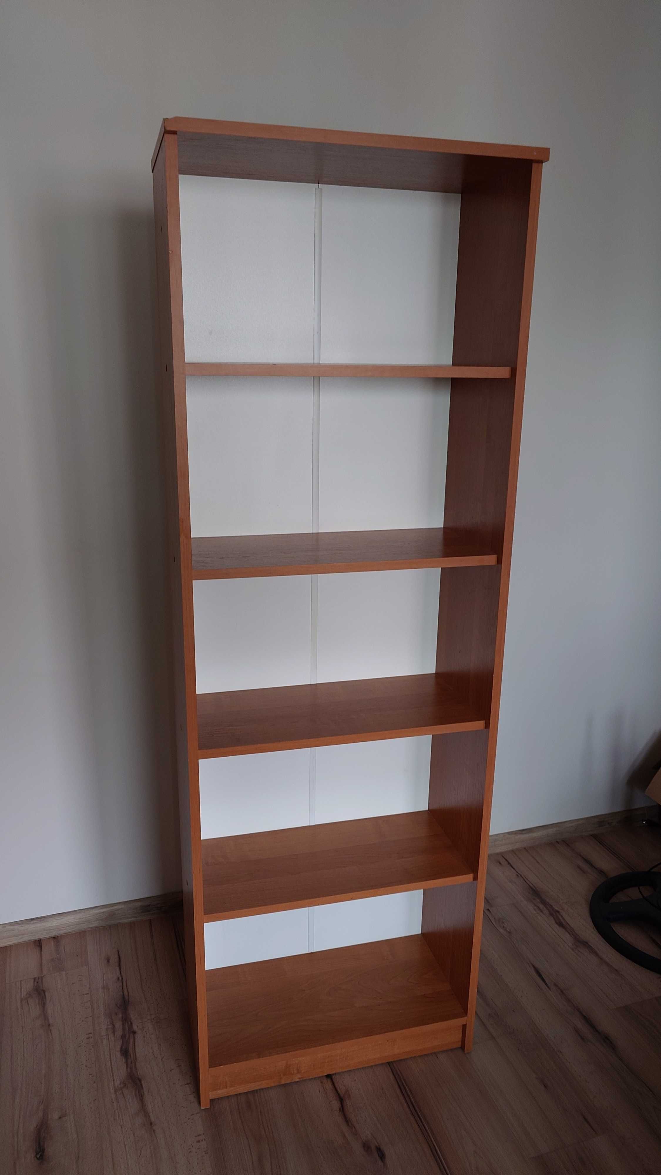 Regał na książki i bibeloty