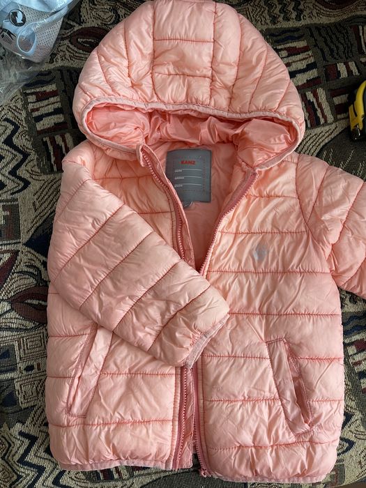 Продам дитячу куртку весна/осінь на дівчинку 2 роки 92 см