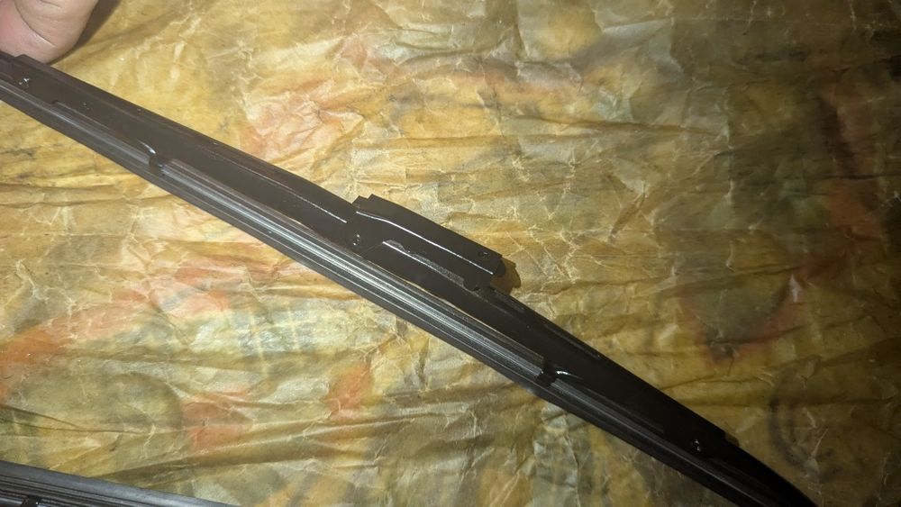 Комплект щетки стеклоочистителя ваз 2101 330мм СССР