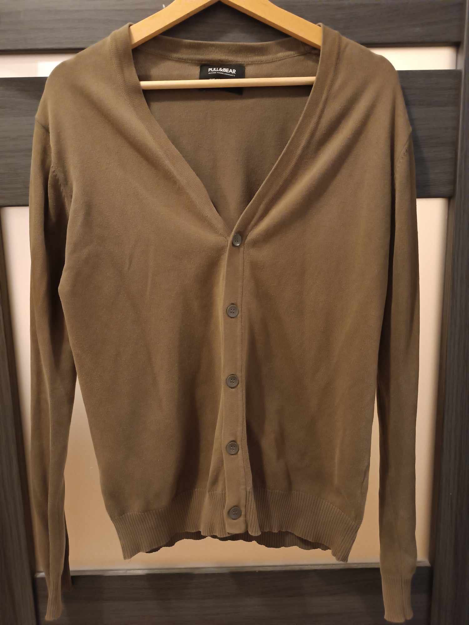 Cardigan Męski Pull and Bear.