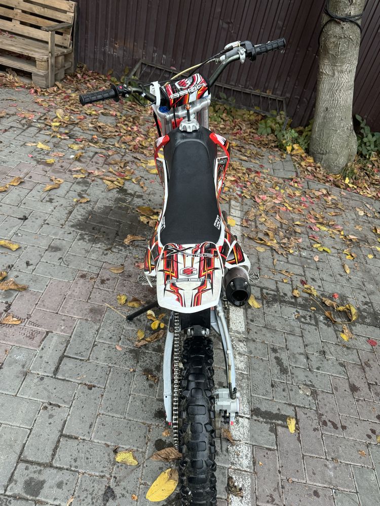 Продам крос мото 150куб. Geon