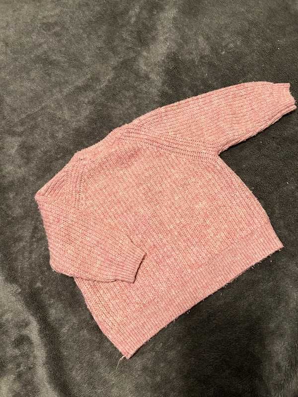 Różowy zapinany sweterek Zara 80