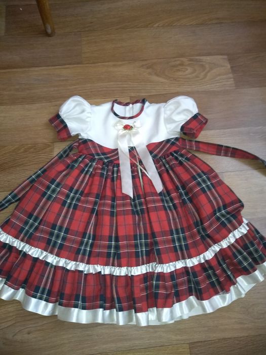 Нарядное платье для маленькой принцессы. Платье нарядное для девочки