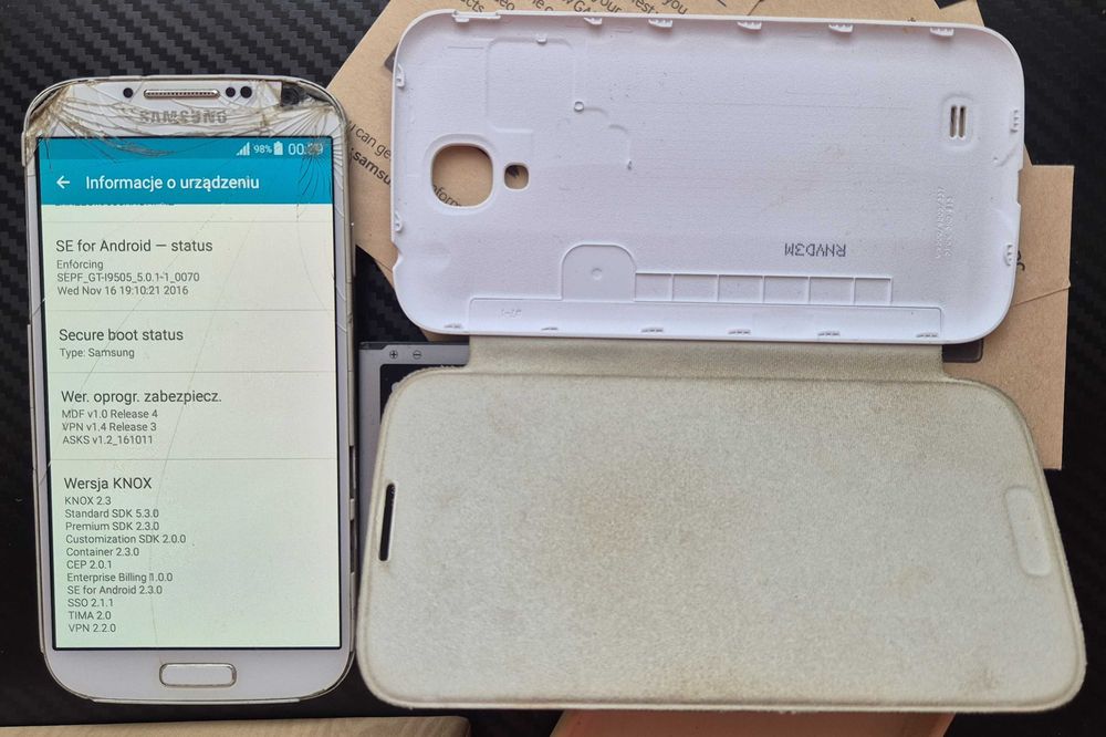 Samsung Galaxy S4 GT-I9505 sprawny 2 baterie 2 etui Tychy
