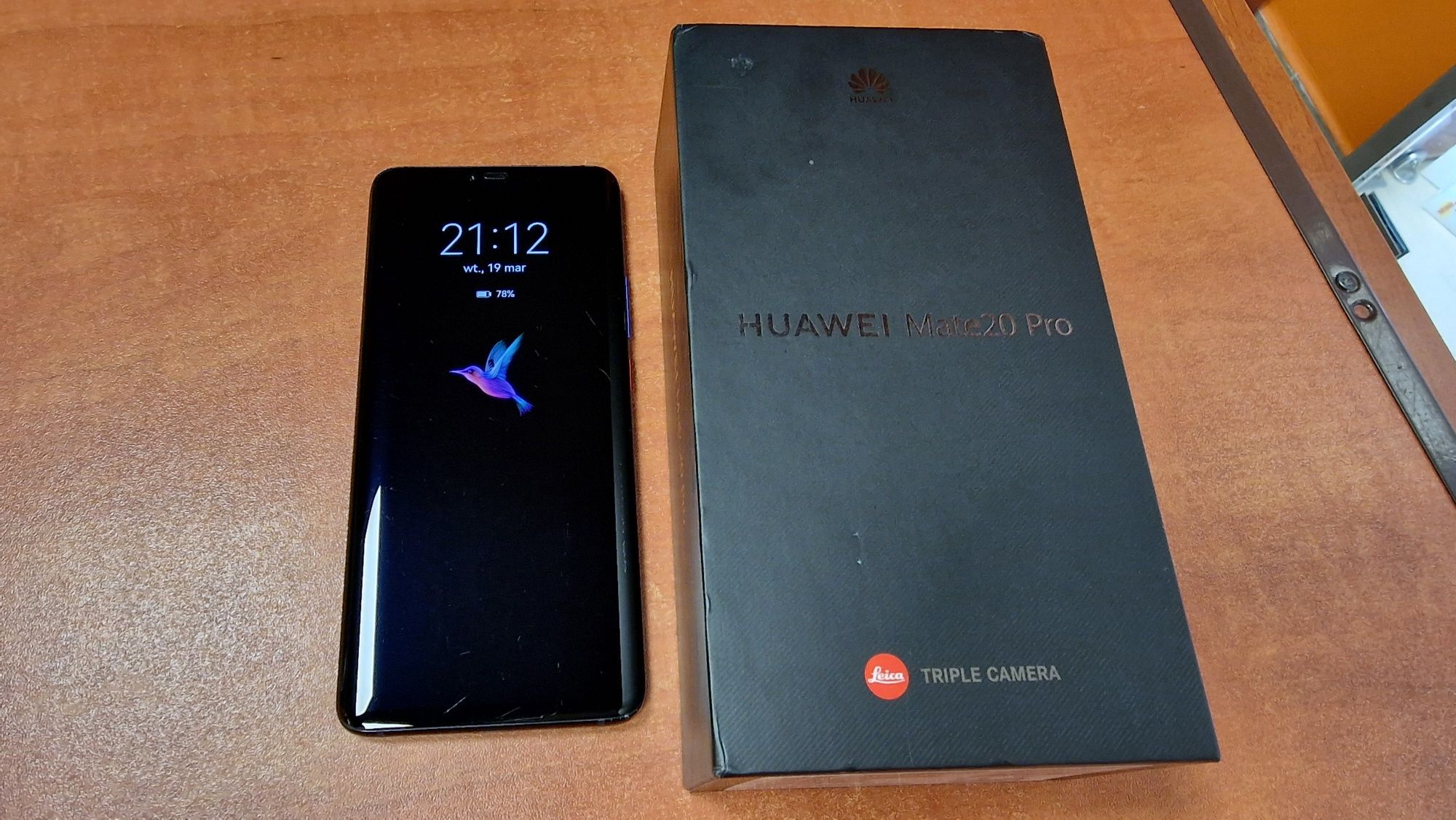 Huawei Mate 20 Pro 128GB/6GB RAM Twilight, stan db