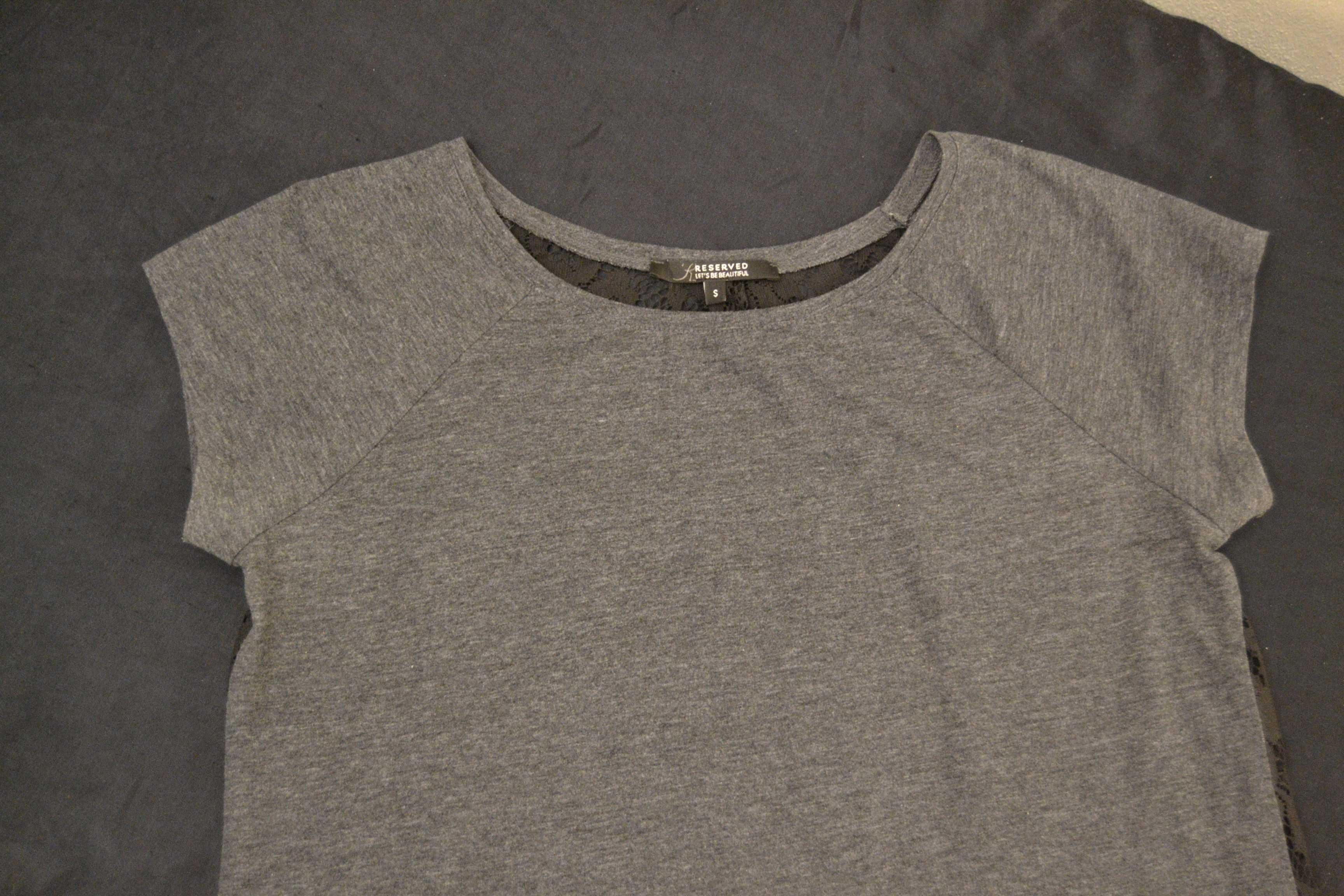 Grafitowa koszulka oversize Reserved S 36 M z czarną koronką z tyłu