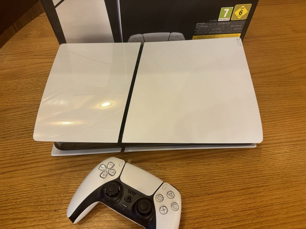 PlayStation 5 Slim Digital Как Новая !!