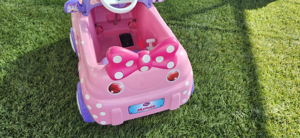 Carro da Minnie a Bateria