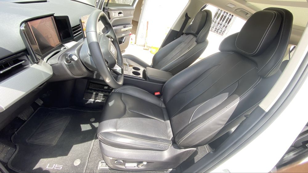Carro Aiways U5 Excelente para UBER