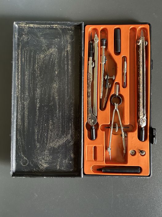 Zestaw kreślarski prl