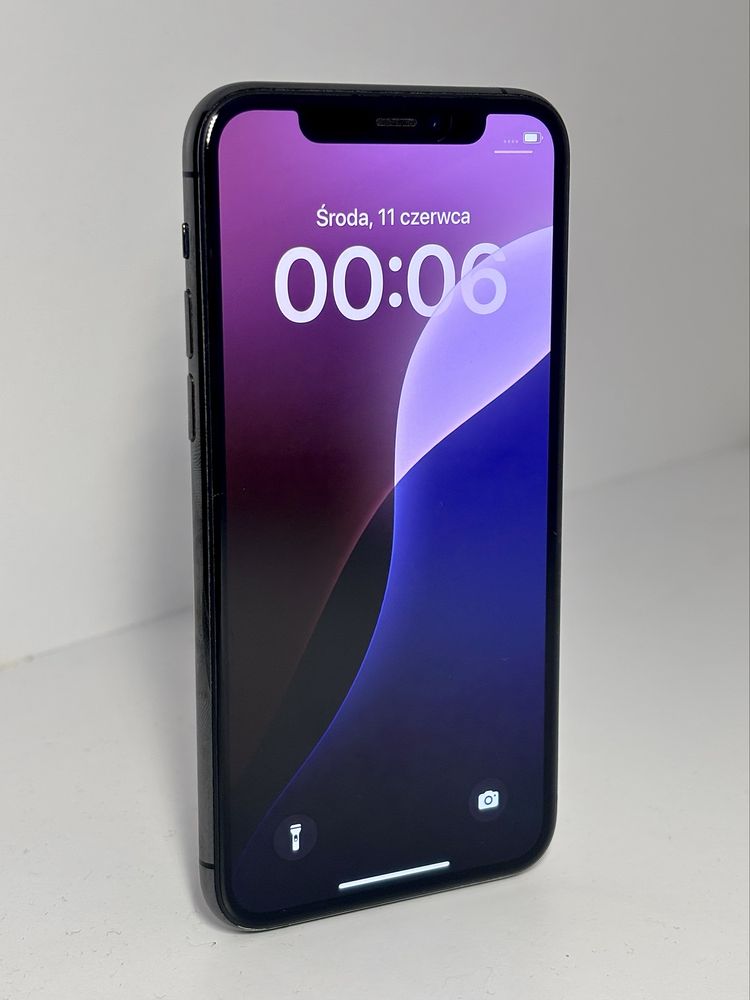 iPhone 11 Pro space gray