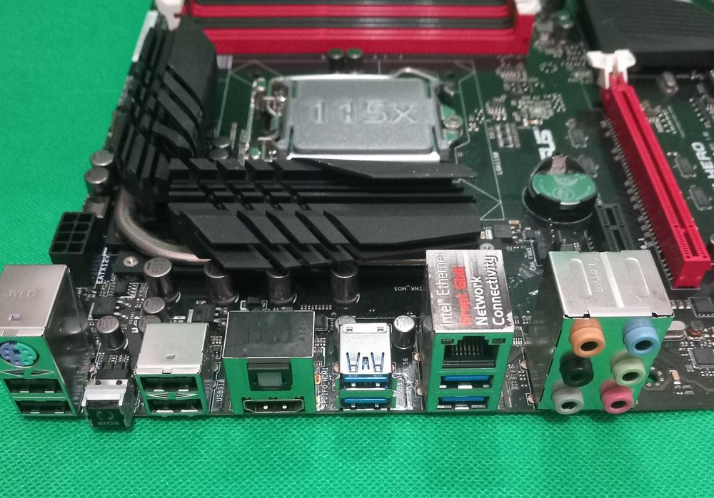 Motherboard ASUS MAXIMUS VI HERO - LGA 1150 - Avariada