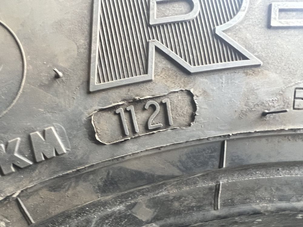 Шини 215/75 R17.5 Brigestone