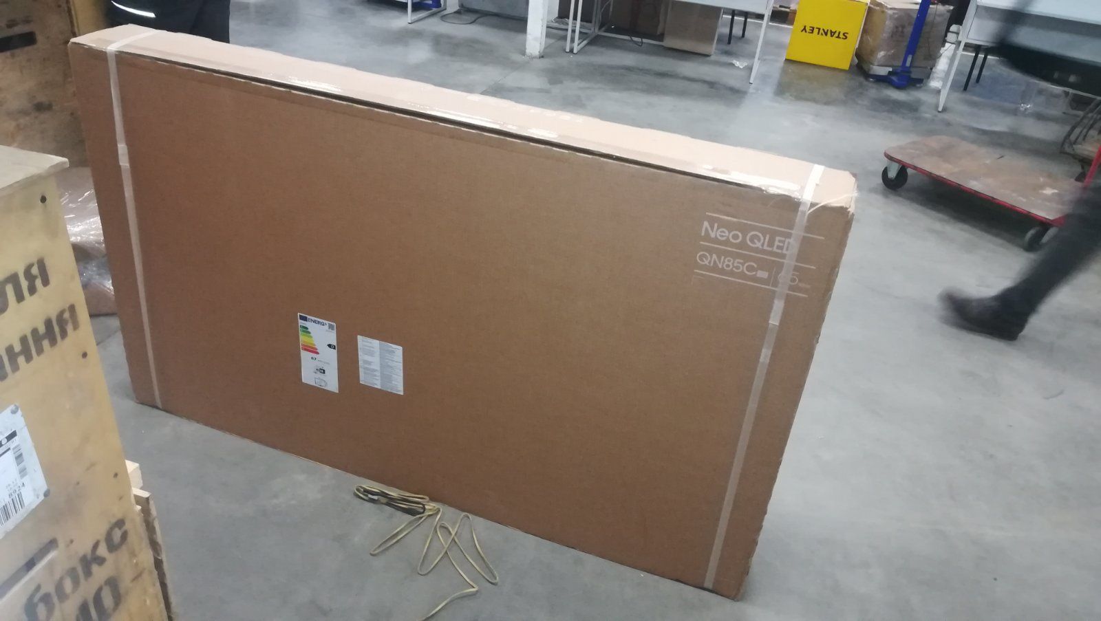 Телевізор Samsung QE-65QN85D, 55QN85D, 75QN85D, 85QN85D
